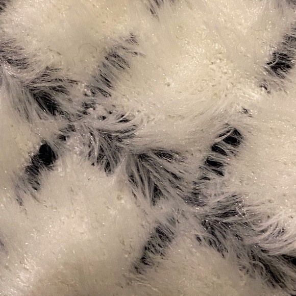 Olivia & Grace Fit and Flare Black and White Fuzzy Skirt - Picture 6 of 7